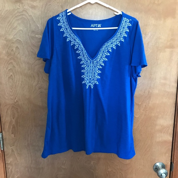 Apt. 9 Tops - Apt 9 Royal Blue Top w Beautiful Detail 1X